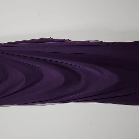 XCape Sleeveless Beaded Scoop-neck Collar Evening Gown Size 4 - Picture 4 of 12